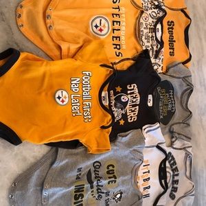 Pittsburgh Baby Clothes! 9 Pieces!